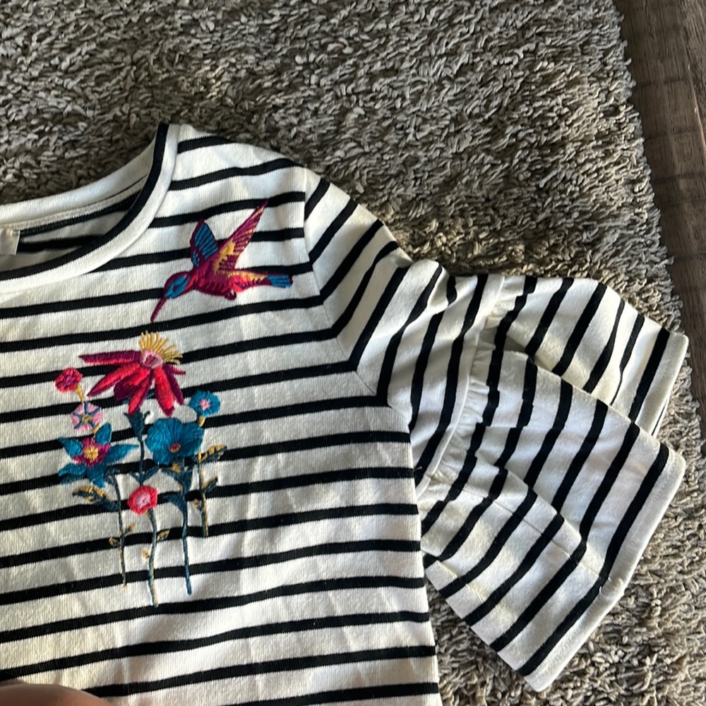 Loft, like new! Stripes with fun details and embroidery